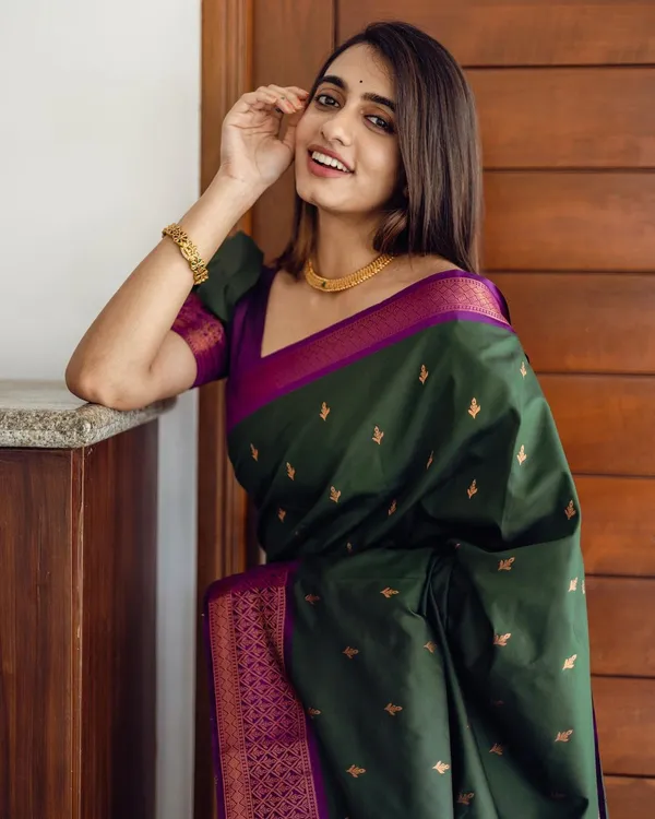 GREEN_KANJIVARAM_SILK_SAREE